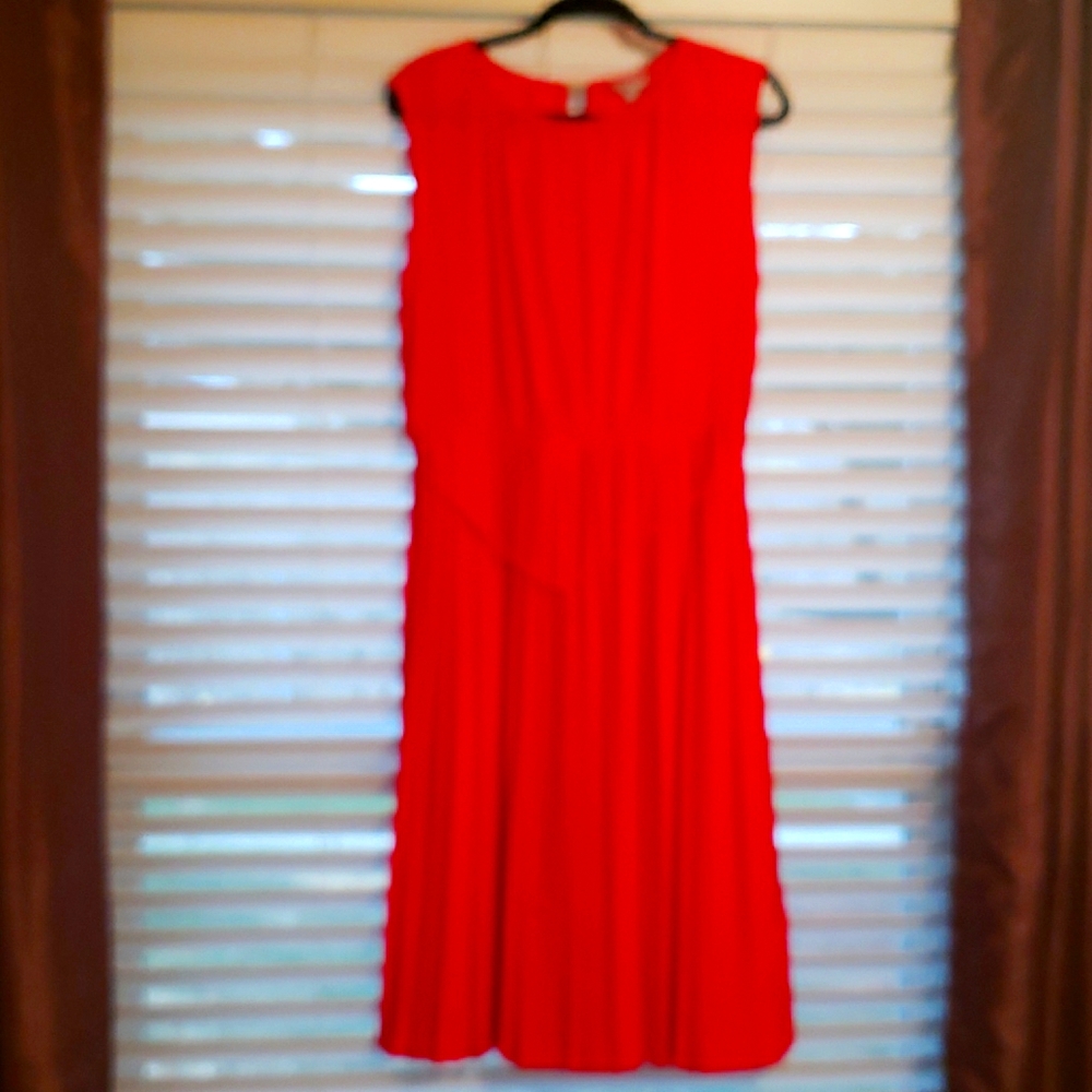 Pleated H&M Dress